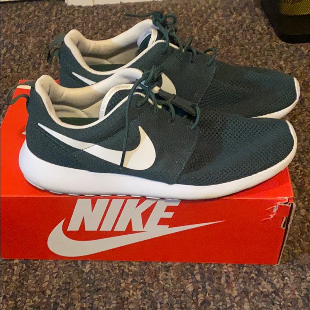 Men’s Nike Roshe